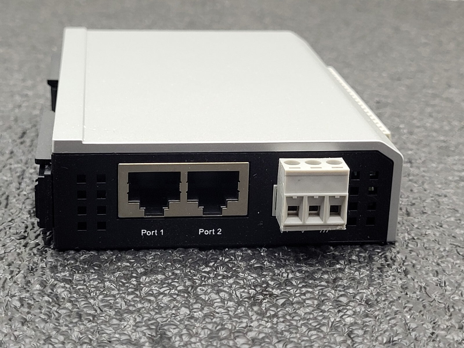 MOXA ioLogik E1240 Remote Ethernet I/O Module