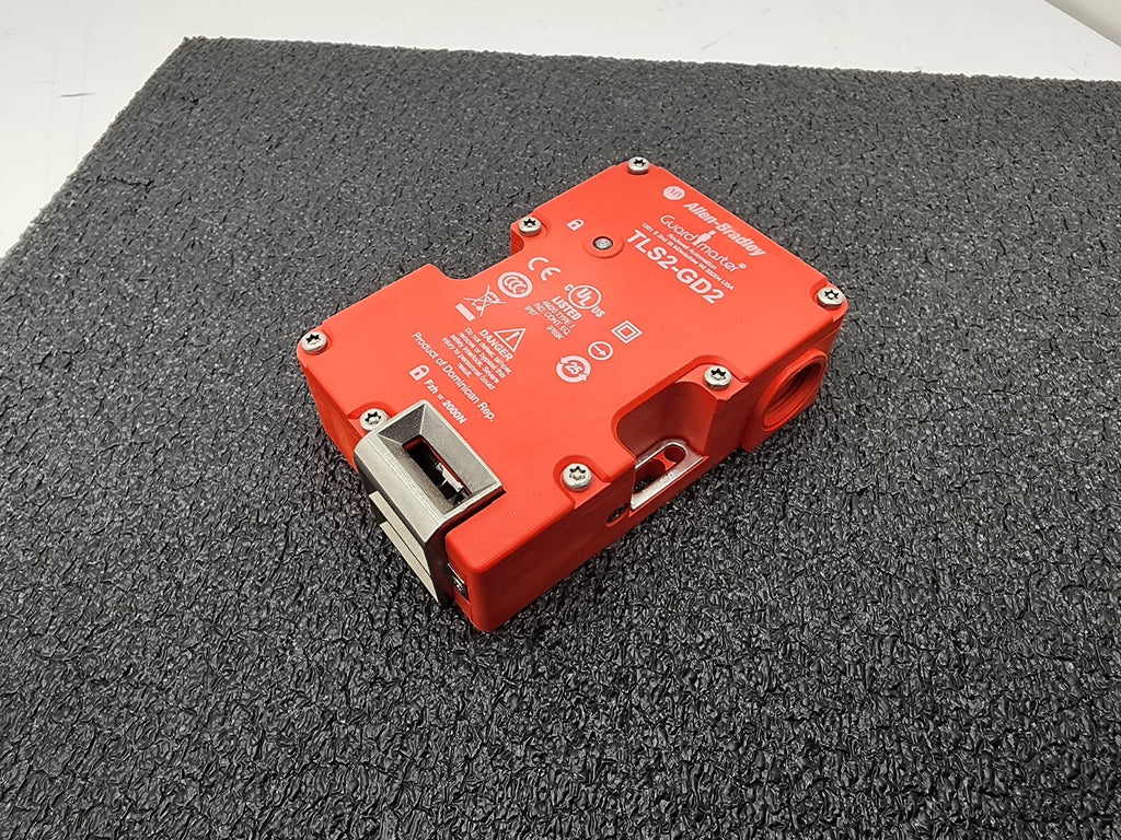 Allen-Bradley 440G-T27 178E TLS2-GD2 Safety Interlock Switch NO Latch