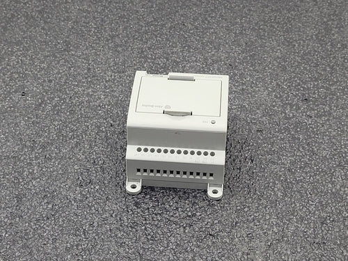 Allen-Bradley 2080-LC10-12AWA Micro810 12 l/O Smart Relay Controller PLC