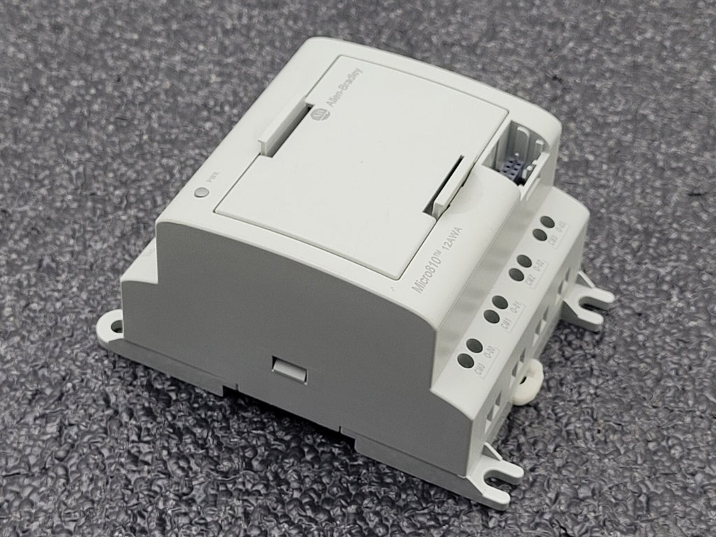 Allen-Bradley 2080-LC10-12AWA Micro810 12 l/O Smart Relay Controller PLC