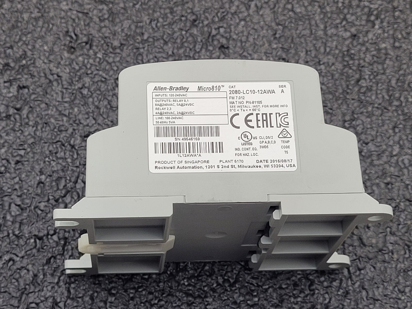 Allen-Bradley 2080-LC10-12AWA Micro810 12 l/O Smart Relay Controller PLC