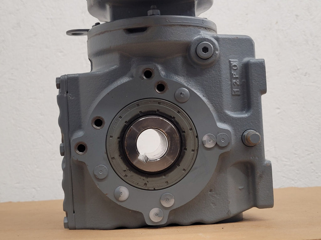 SEW-EURODRIVE SA47/T DRS71S4BE05 Right Angle Gearmotor Thru Shaft 32:1 Ratio