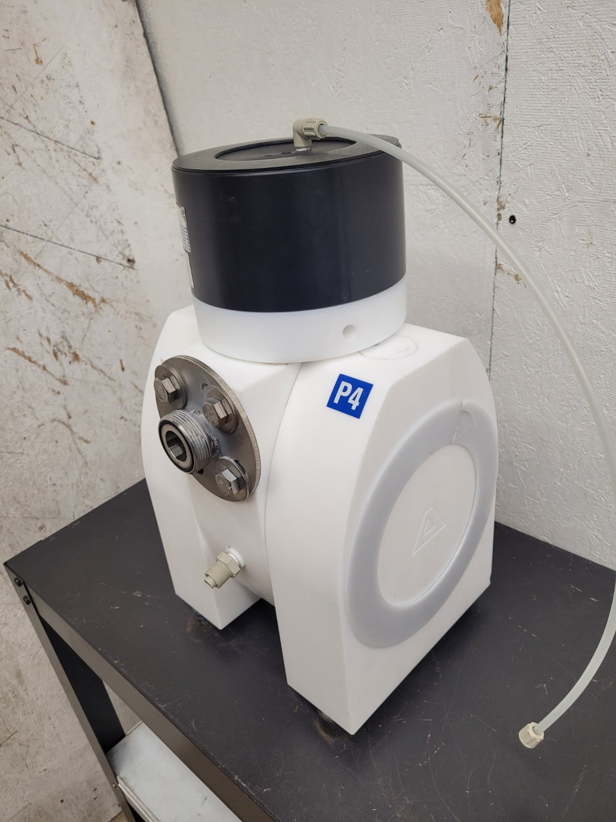 Almatec E25TTT-GS Air Powered High Purity Chemical Diaphragm AODD Pump PTFE