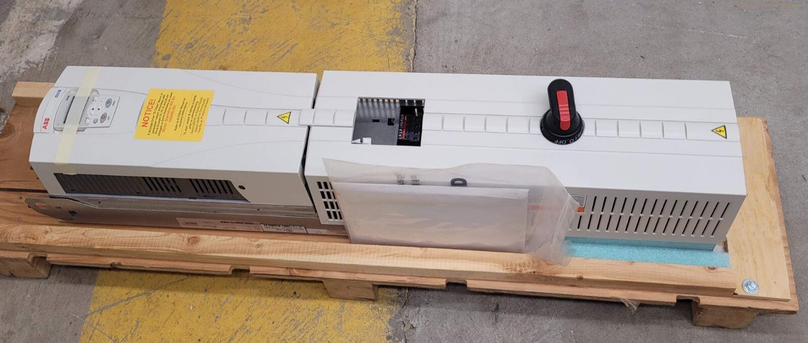 NEW ABB ACH550-VCR-038A-4+F267 ABB 38A 460V 25HP ACH550 Missing Bypass Control