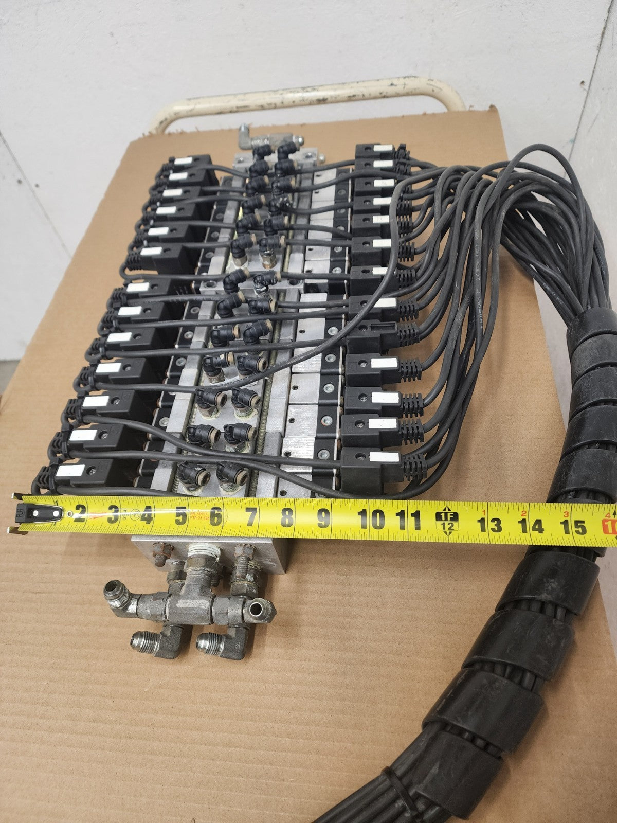 Lot 13x AAA Products Air Gas Solenoid 12V Valve Manifold EBSS2Q 150PSI 26 Out B