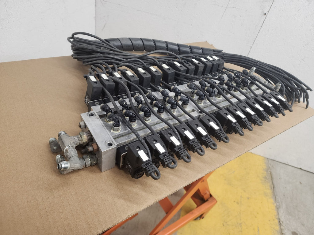 Lot 13x AAA Products Air Gas Solenoid 12V Valve Manifold EBSS2Q 150PSI 26 Out B
