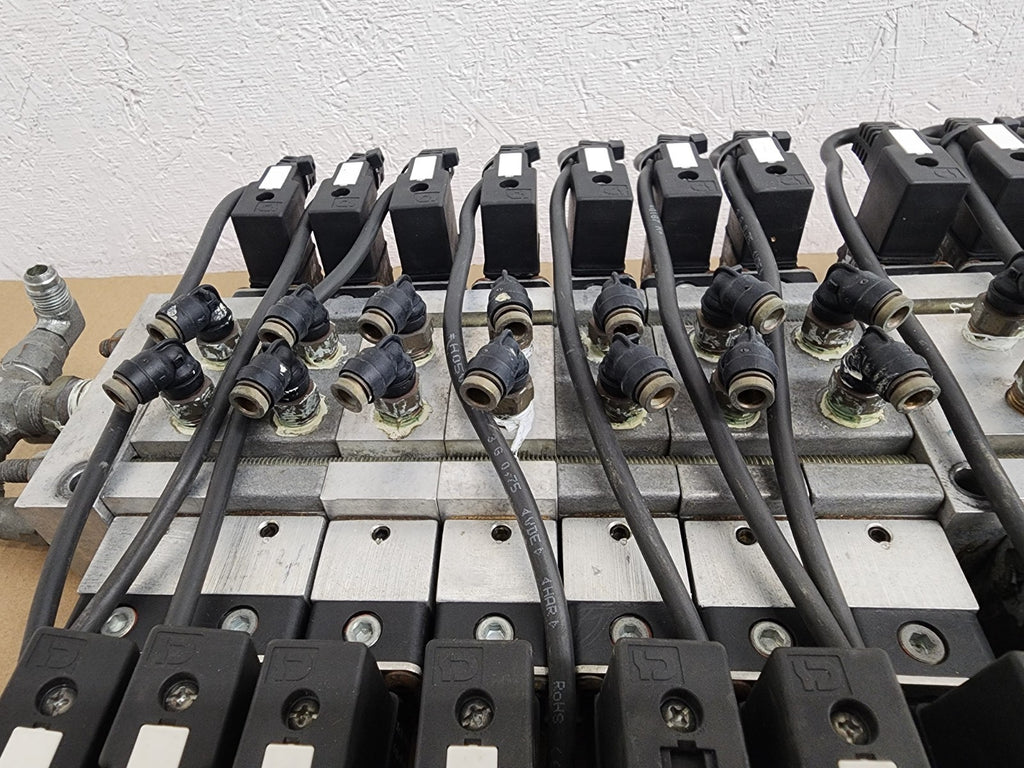 Lot 13x AAA Products Air Gas Solenoid 12V Valve Manifold EBSS2Q 150PSI 26 Out B