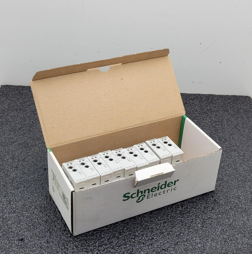 Box of 9x Schneider Electric Magnecraft 841CS5-UNI Sensing Relay DIN Rail Mount