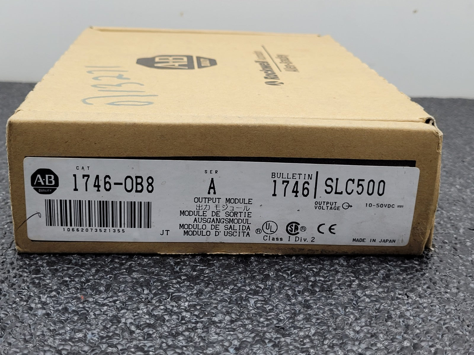 Allen-Bradley 1746-OB8 SLC 500 Output Voltage Module Open Box Sticker Residue