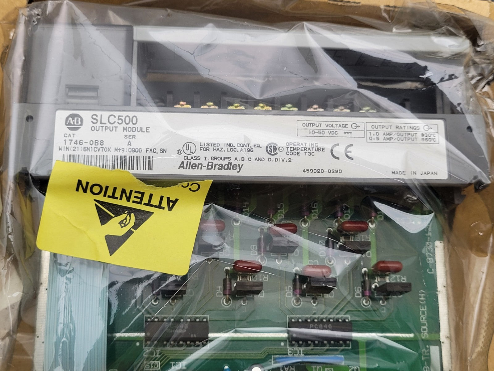 Allen-Bradley 1746-OB8 SLC 500 Output Voltage Module Open Box Sticker Residue
