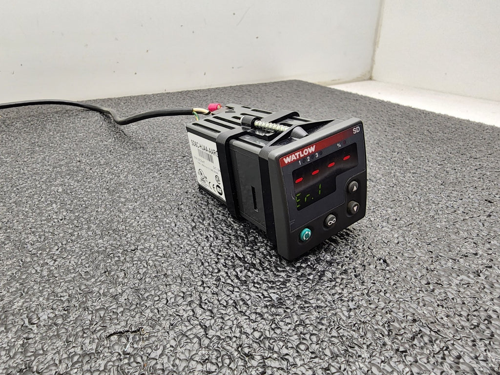 Watlow SD SD6C-HJAA-AARG On/Off PID Universal Temperature Controller 110-240VAC