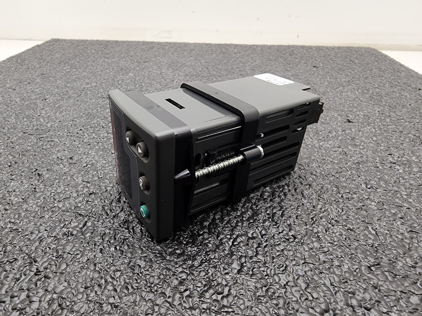 Watlow SD SD6C-HJAA-AARG On/Off PID Universal Temperature Controller 110-240VAC