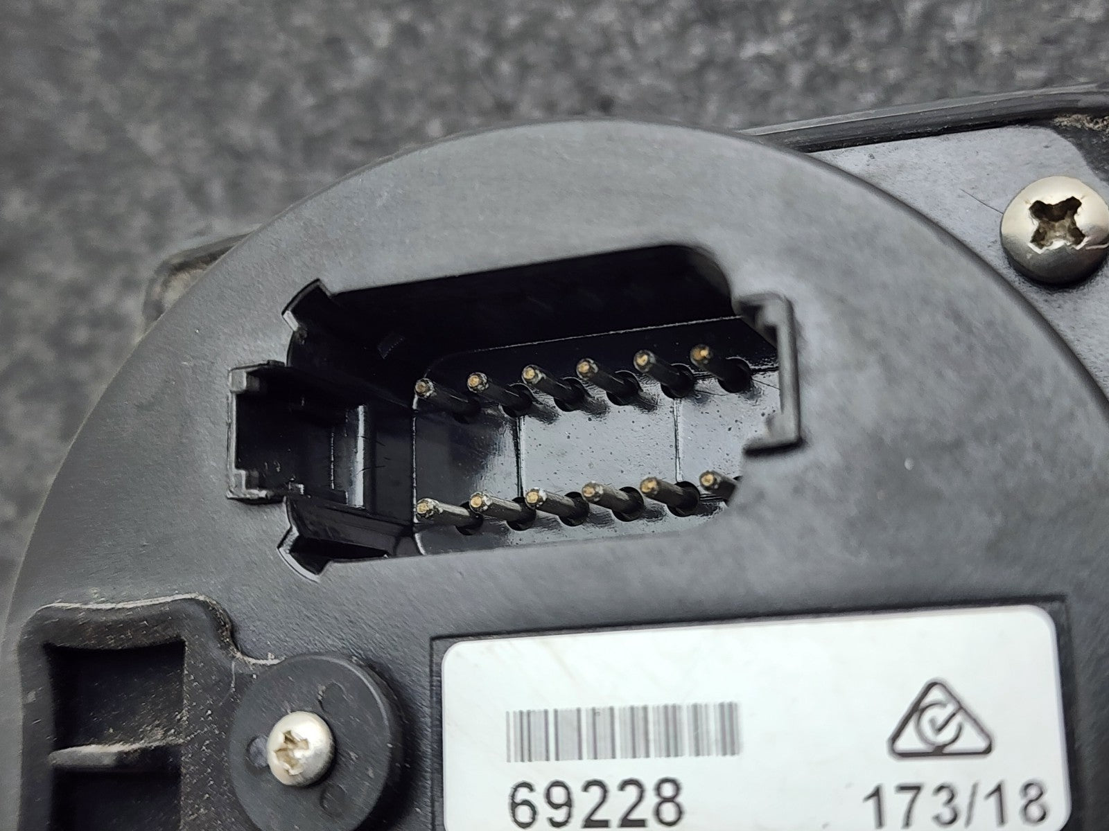 V3 Veethree C320 3.5″ CAN Bus Display Color LCD Diesel Engine Control Monitor