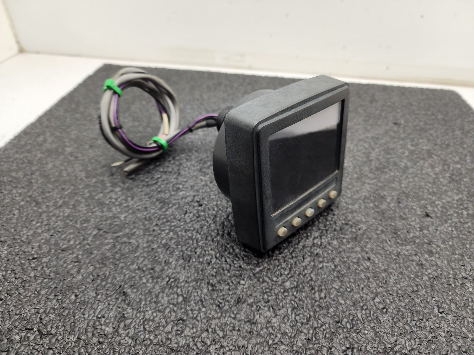 V3 Veethree C320 3.5″ CAN Bus Display Color LCD Diesel Engine Control Monitor