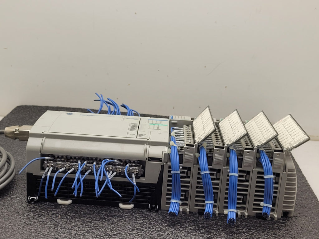 Allen Bradley 1764-28BXB Micrologix 1500 Compact I/O 1769-OF2 1769-OV16 PLC