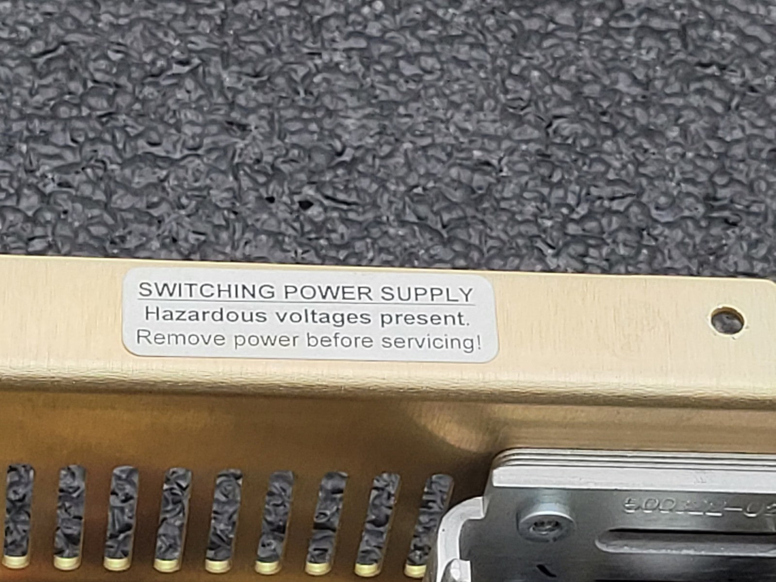 ARTESYN NFS110-7901P Power Supply 100-230V 4x Outputs: 12V, 5V, -12V, -5V Output