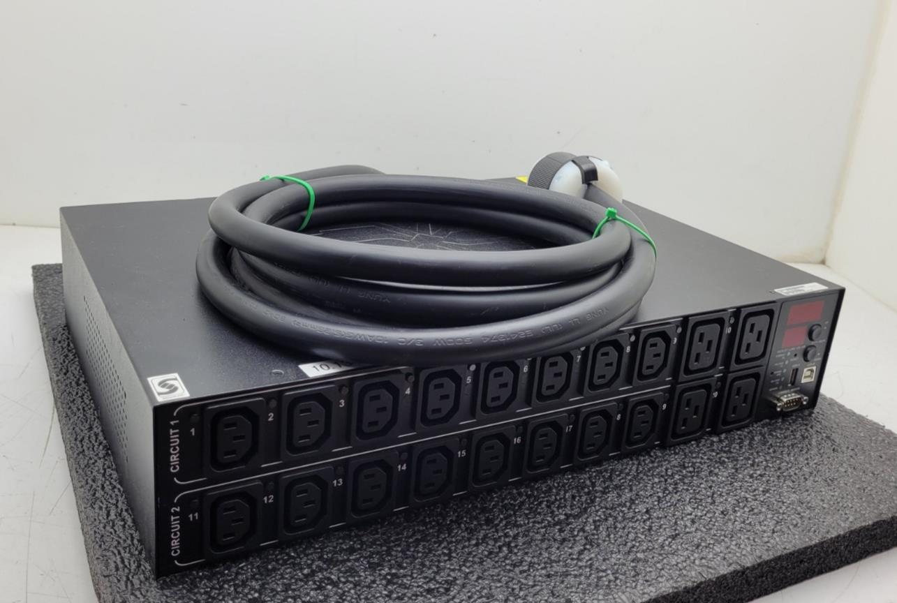 Raritan PX2-5464R 20-Outlets 120-240VAC IN/OUT 16x C13 4x Rack-Mount Power PDU