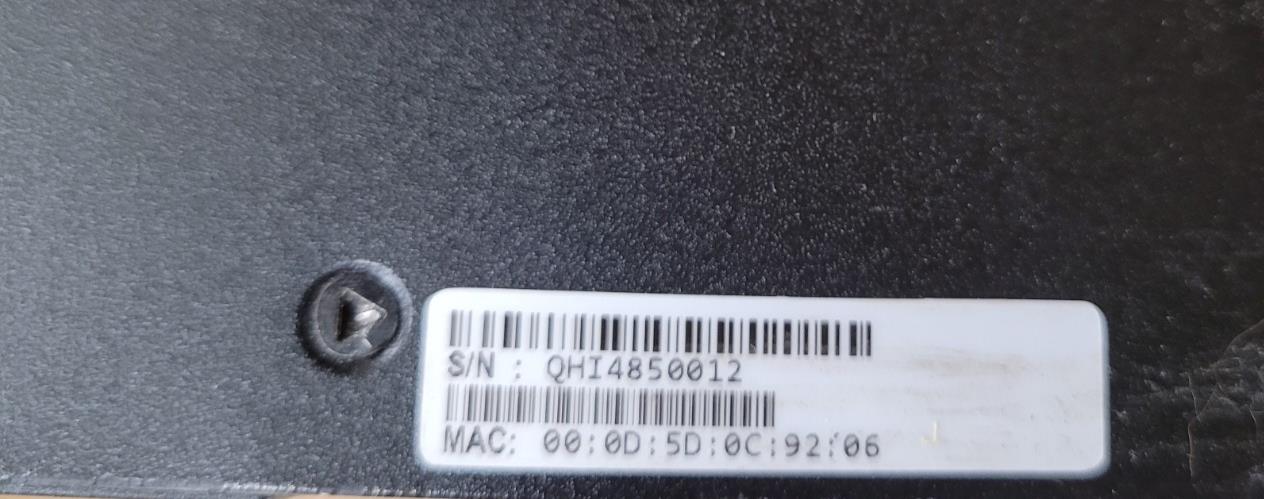 Raritan PX2-5464R 20-Outlets 120-240VAC IN/OUT 16x C13 4x Rack-Mount Power PDU