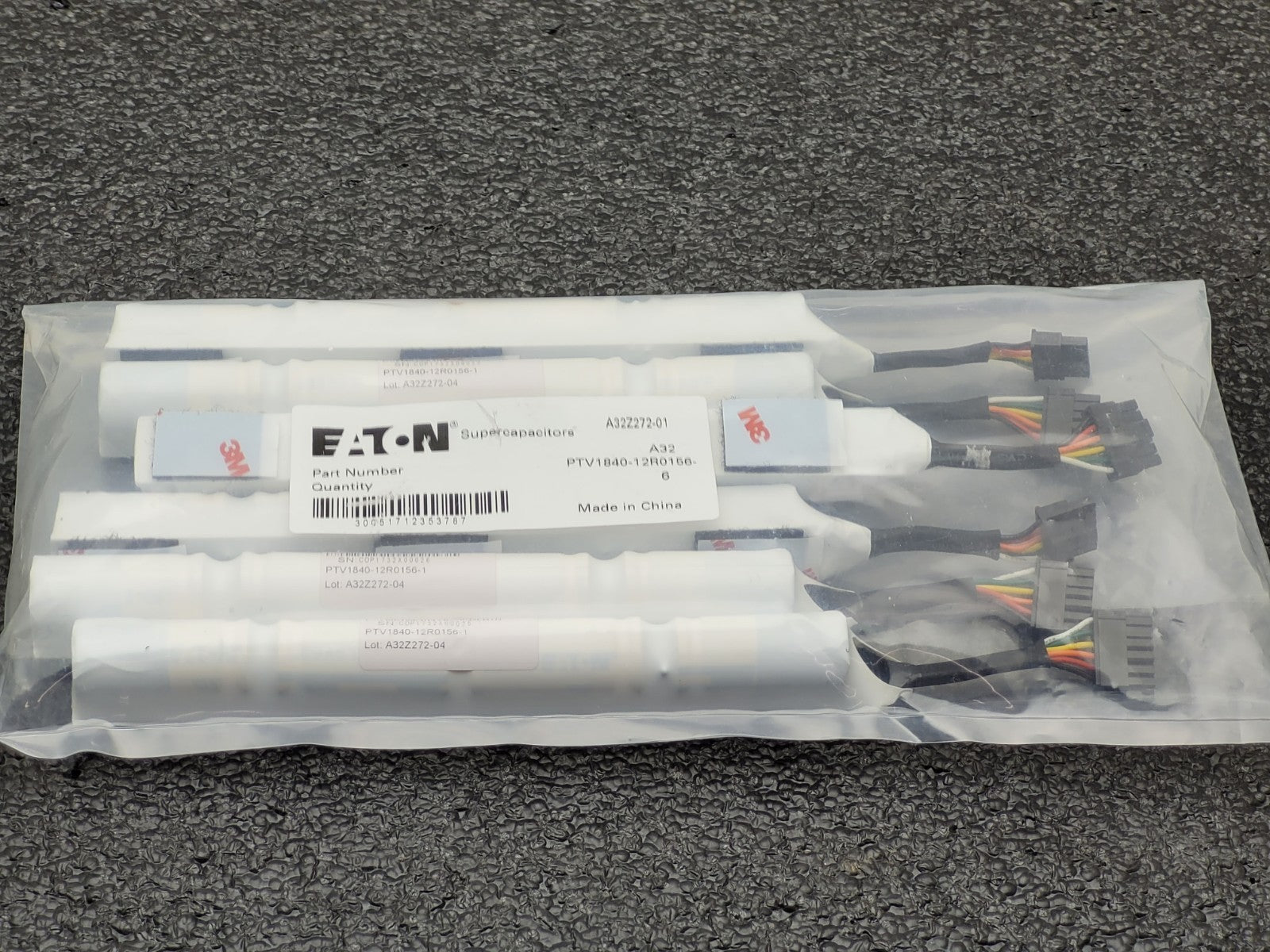 Lot 6x Eaton Cooper Bussmann  Supercapacitor PTV1840-12R0156-4 SUPERCAP 60F 3.0V