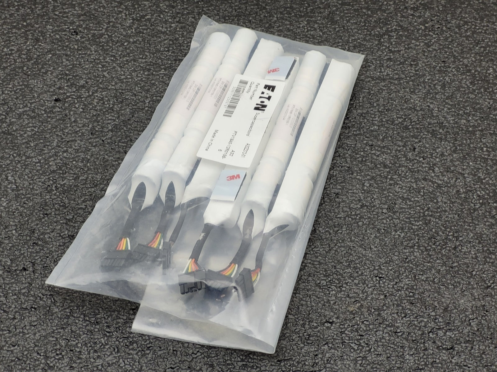 Lot 6x Eaton Cooper Bussmann  Supercapacitor PTV1840-12R0156-4 SUPERCAP 60F 3.0V