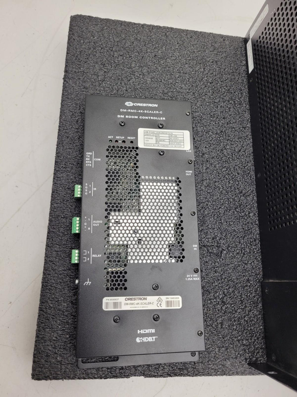 Crestron DM-MD8X8 High Definition Digital Media Distribution Unit DMC-4K-CO-HD