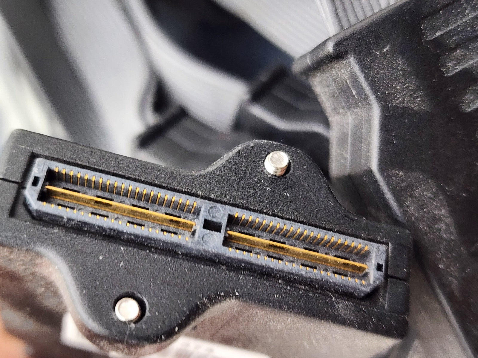 Tektronix TLA7AA4 5.6 136-Ch 32MB 450MHz Timing Logic Analyzer Module 4x P6860