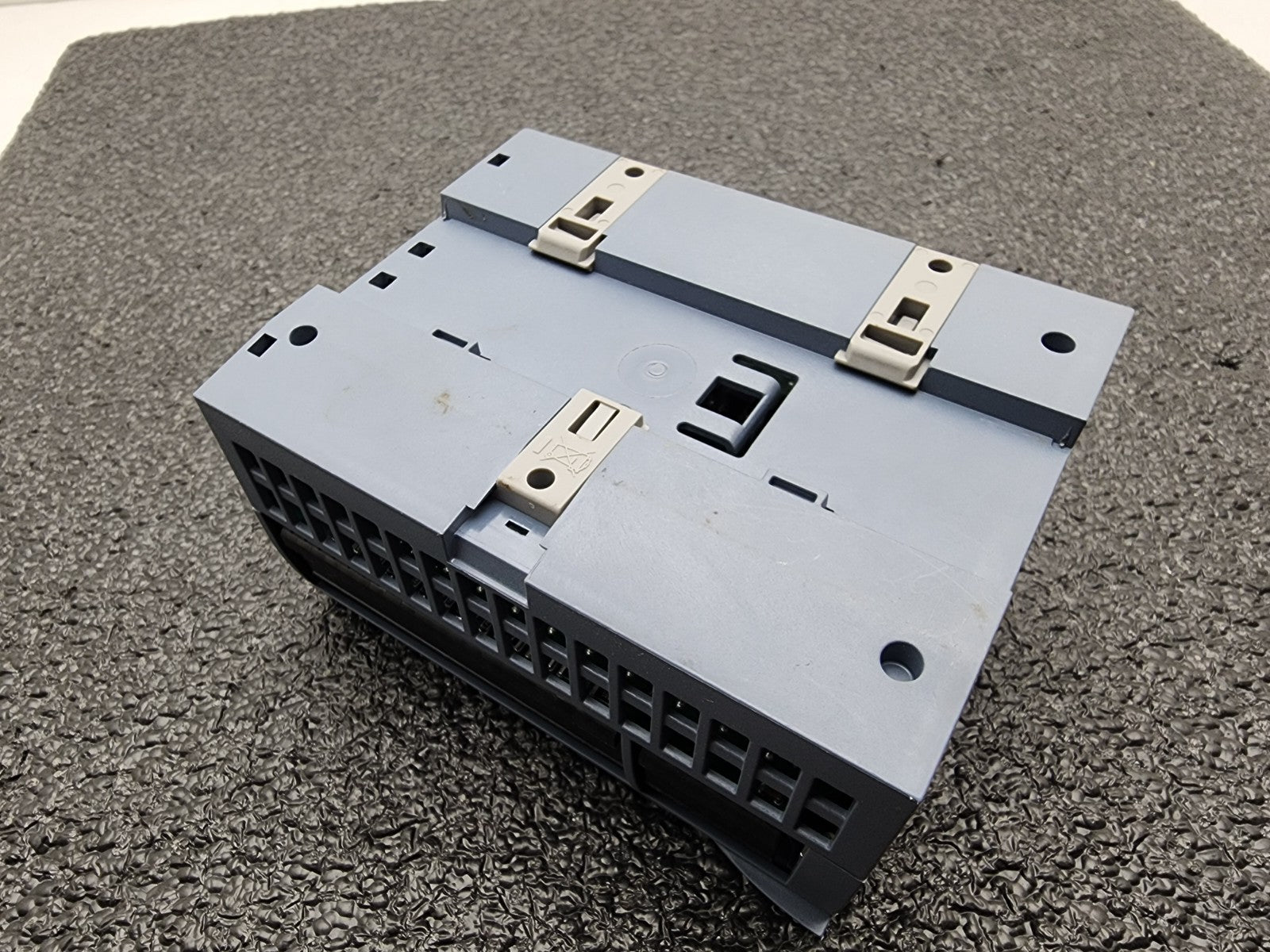 Siemens SIMATIC S7-1200 CPU 1215C 6ES7 215-1AG40-0XB0 6ES7215-1AG40-0XB0 REPAIR