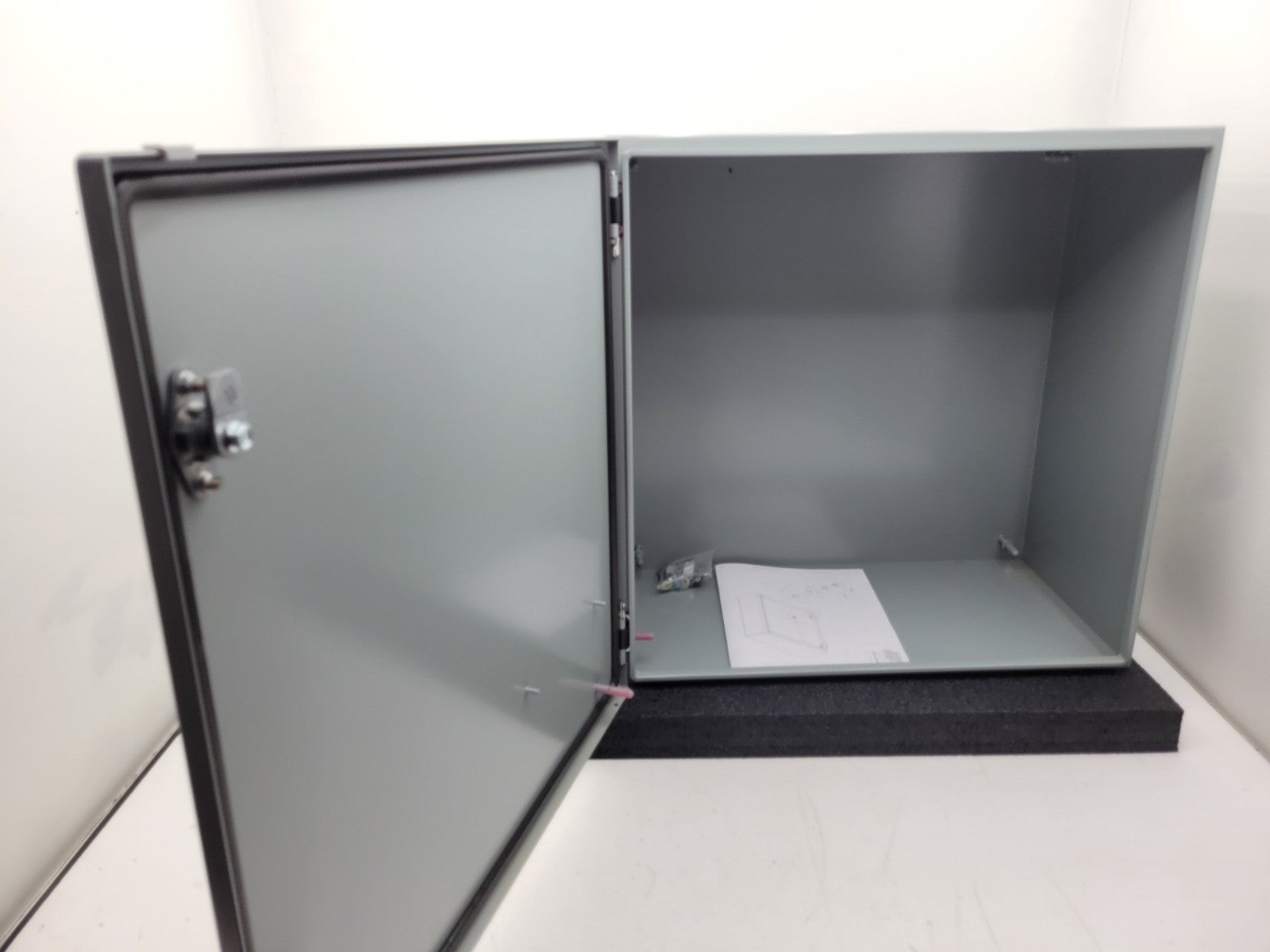 Hoffman CSD242412 Wall Mount Electrical Enclosure JIC 24X24"X12" Type 4,12