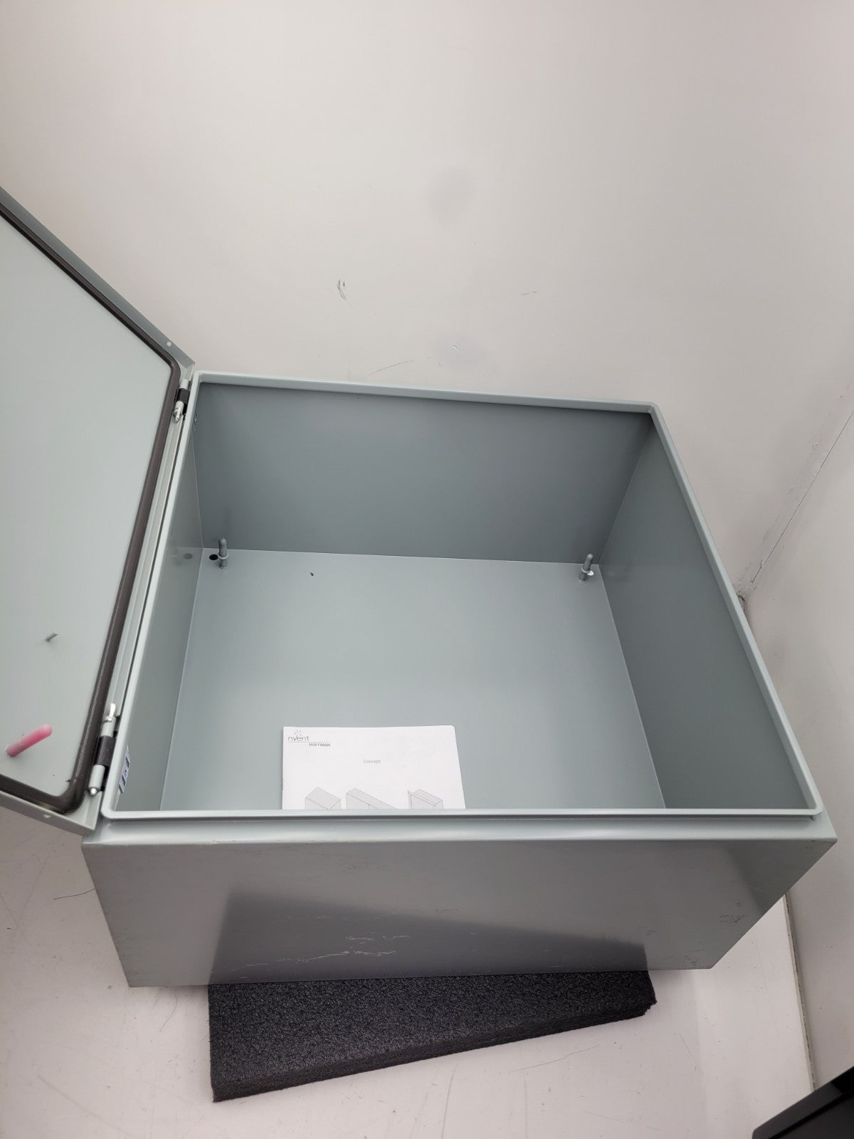 Hoffman CSD242412 Wall Mount Electrical Enclosure JIC 24X24"X12" Type 4,12