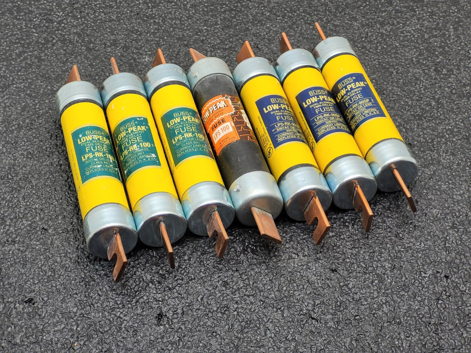 Lot of 7 Bussmann Low Peak LPS-RK- 90 ,LPS-RK-100 Fuses.