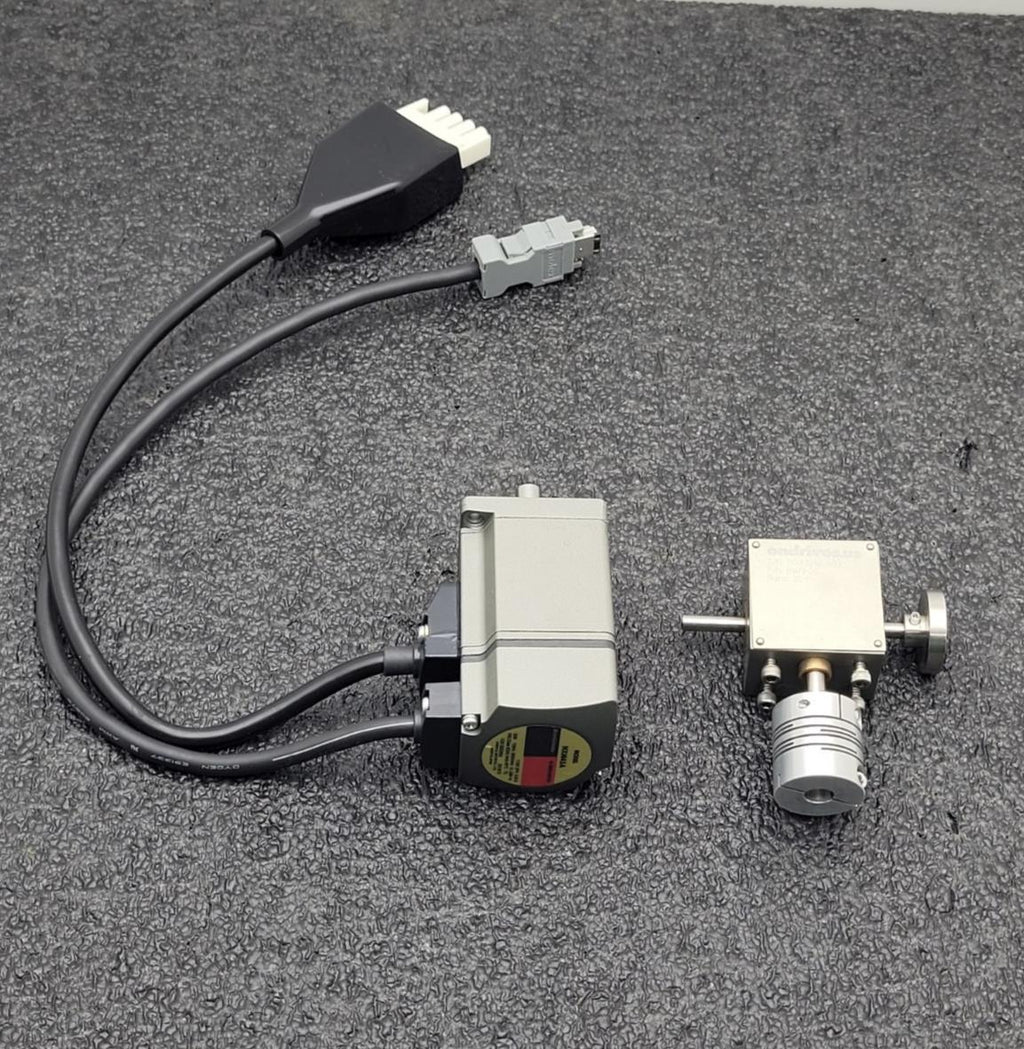 Oriental Motor AC Servo NXM45A ONDRIVES RW3-20 20:1 Right Angle Gear Reducer