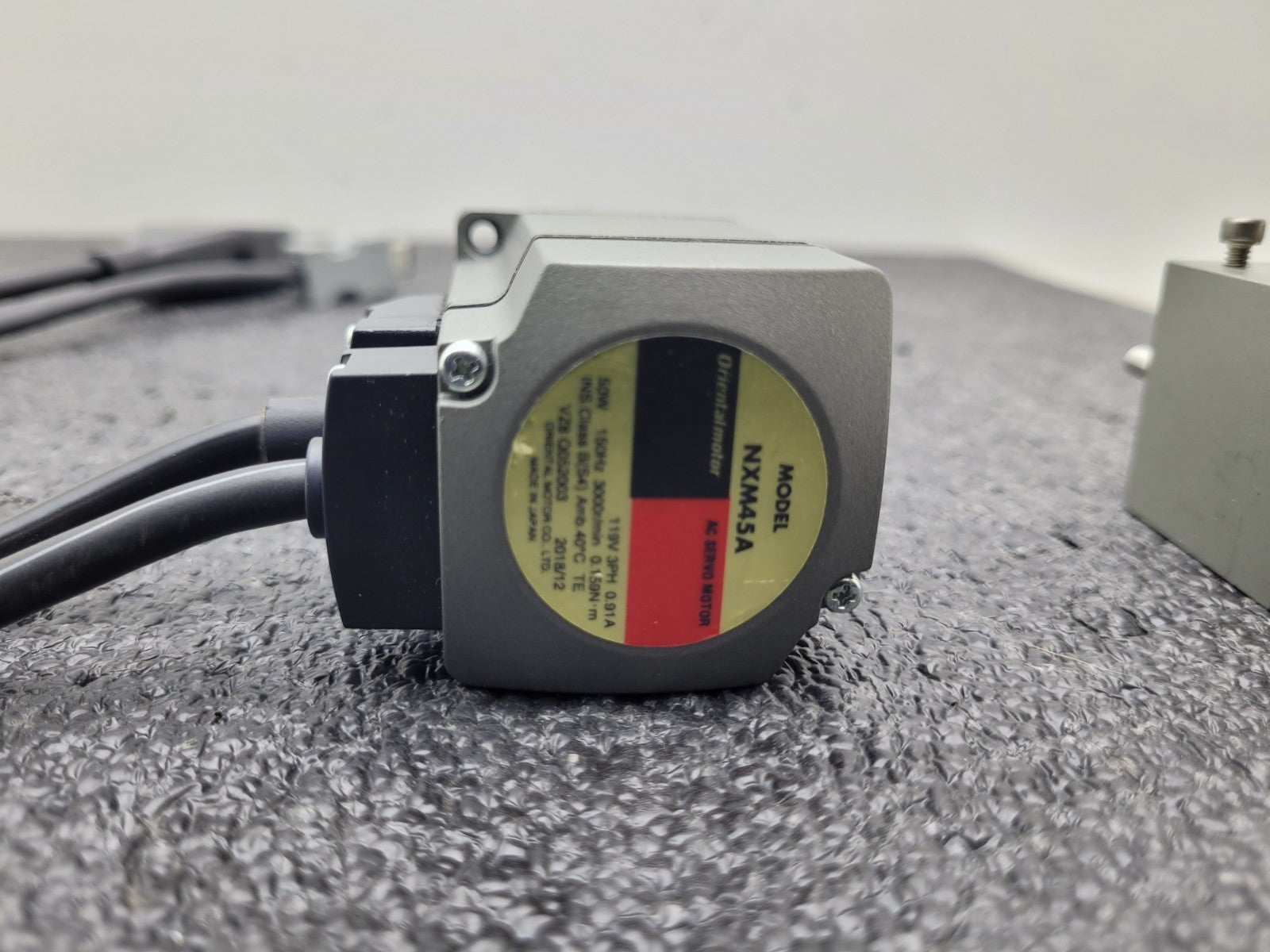 Oriental Motor AC Servo NXM45A ONDRIVES RW3-20 20:1 Right Angle Gear Reducer