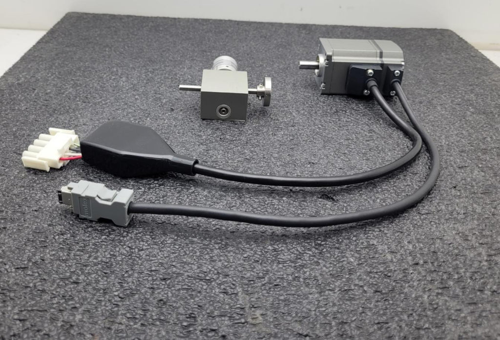 Oriental Motor AC Servo NXM45A ONDRIVES RW3-20 20:1 Right Angle Gear Reducer