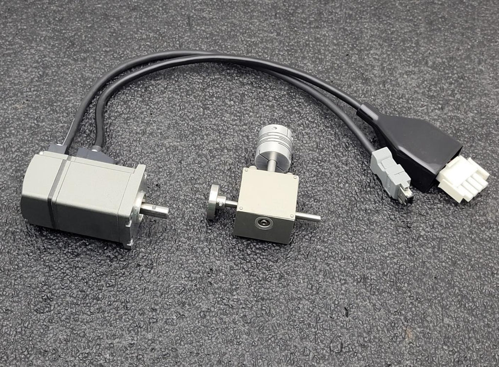 Oriental Motor AC Servo NXM45A ONDRIVES RW3-20 20:1 Right Angle Gear Reducer