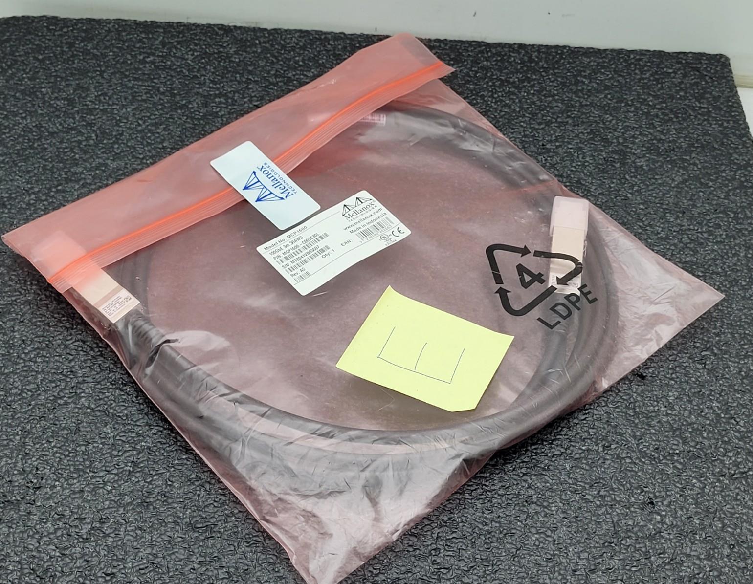 Mellanox 100GbE  3M 30AWG Direct Attach Copper Cable MCP1600-C003E30L [E].