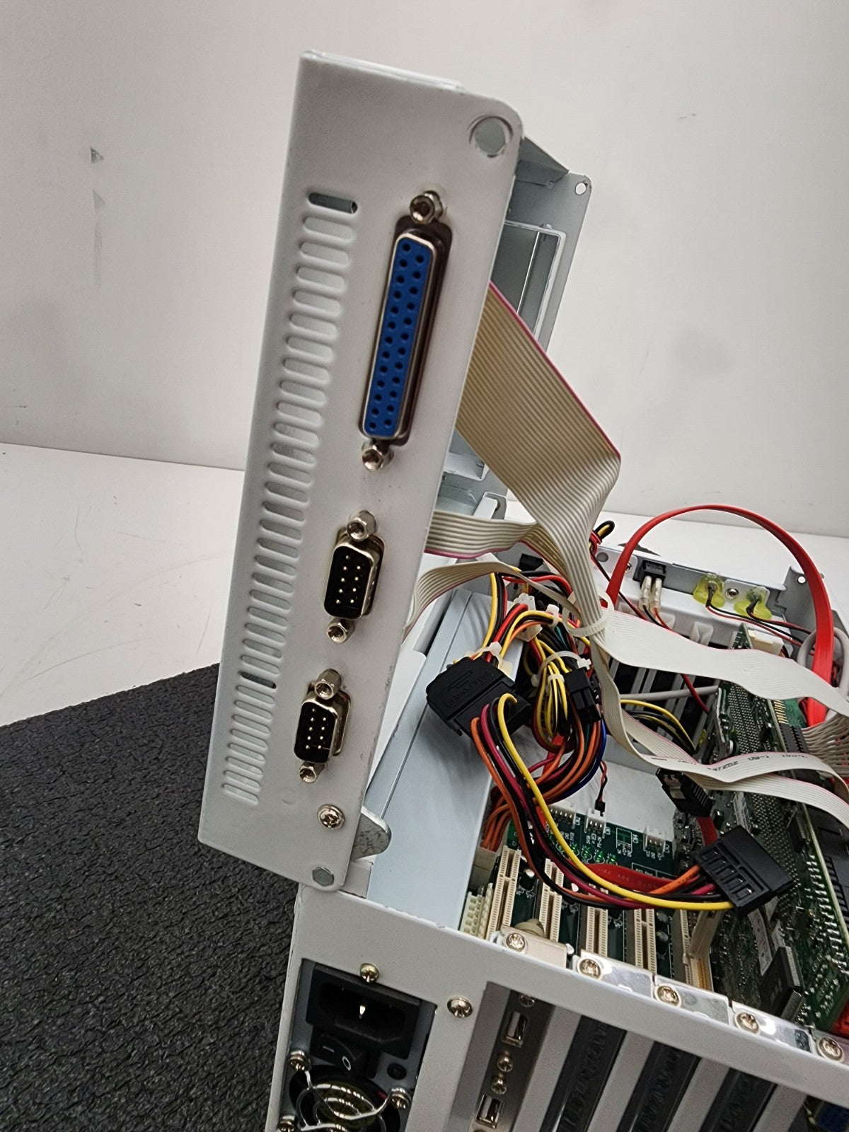 Advantech PCA-6105P5 REV B2 PCI DCOM Tough Case  PICOe-9452-R21 Motherbaord 4GB