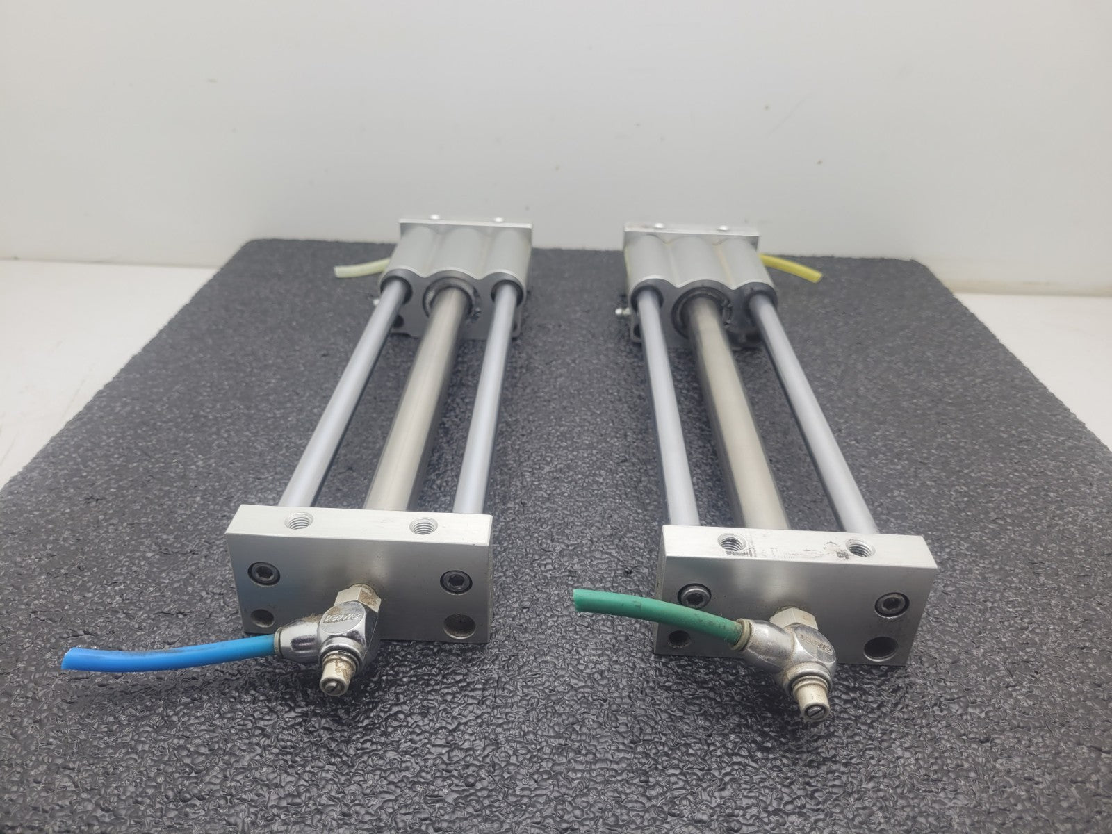 Lot of 2  Bimba Ultran Rodless Linear Guide Slide Cylinder UGS-0049 100psi