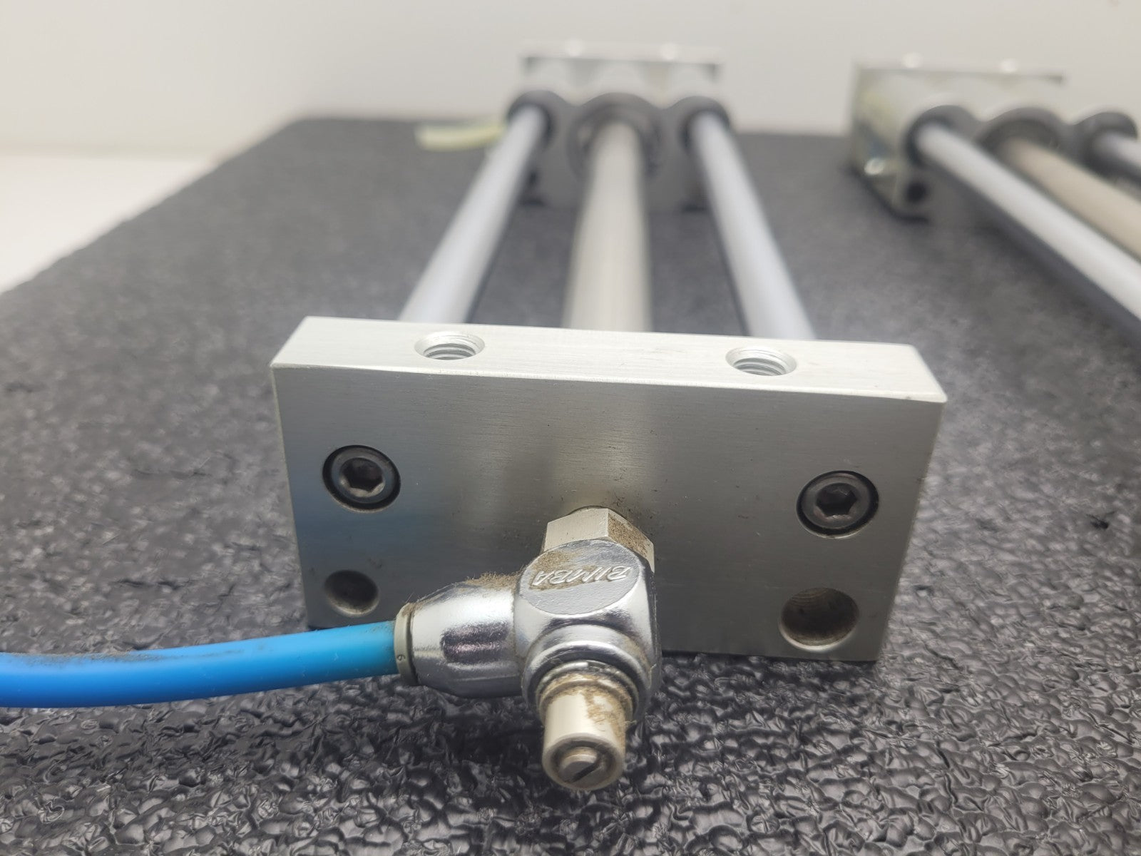 Lot of 2  Bimba Ultran Rodless Linear Guide Slide Cylinder UGS-0049 100psi