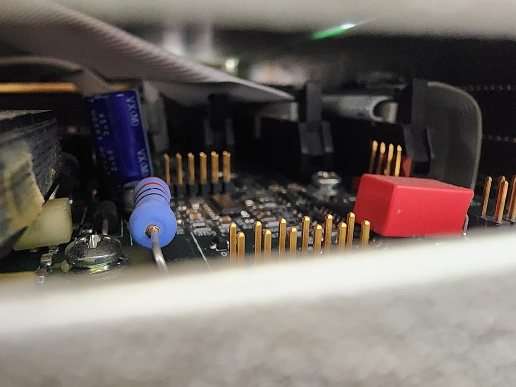 Elgar ContinuousWave CW CW801M 0-270VAC 6A 45-500Hz 1PH Output AC Power Source