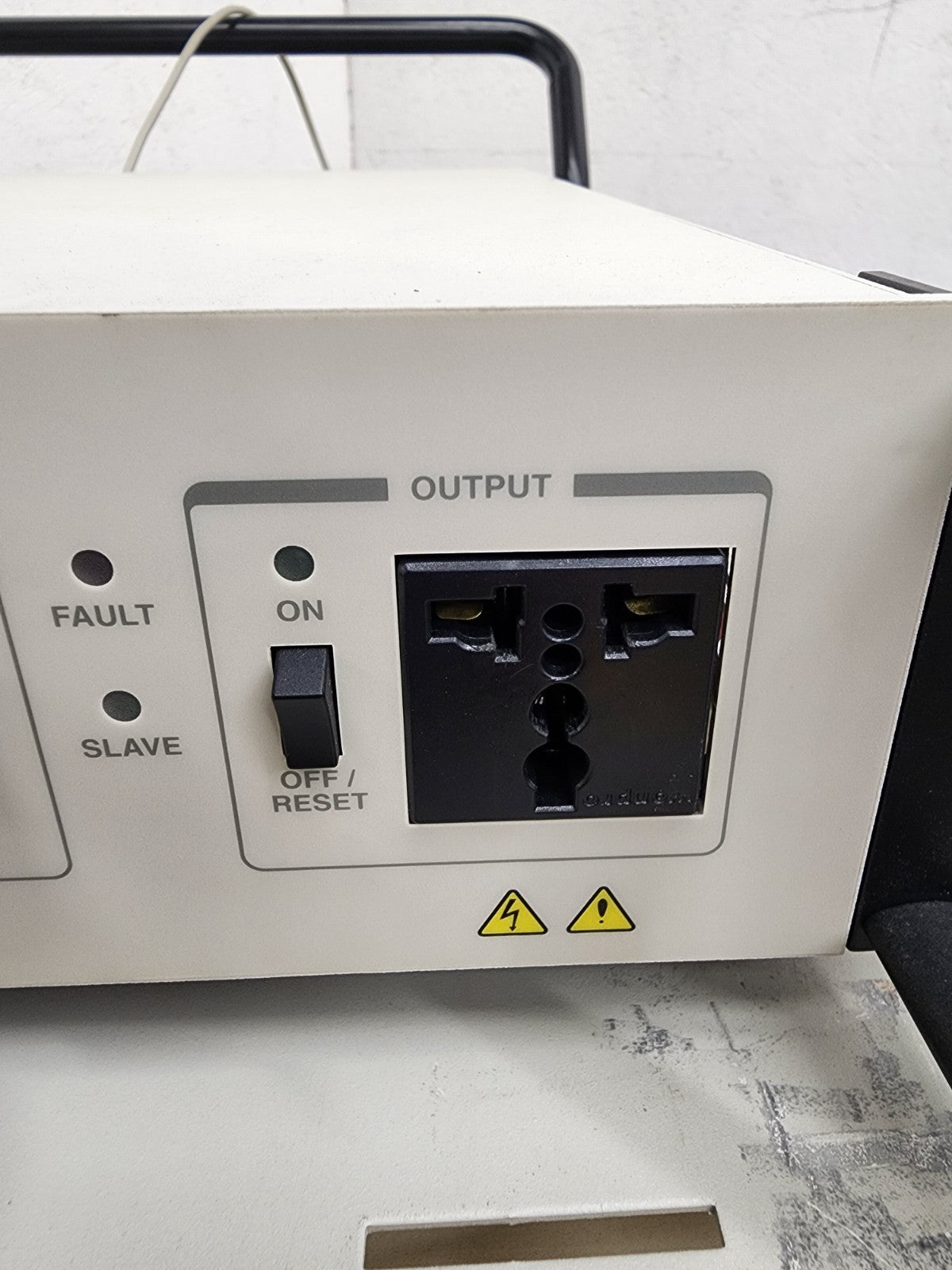 Elgar ContinuousWave CW CW801M 0-270VAC 6A 45-500Hz 1PH Output AC Power Source