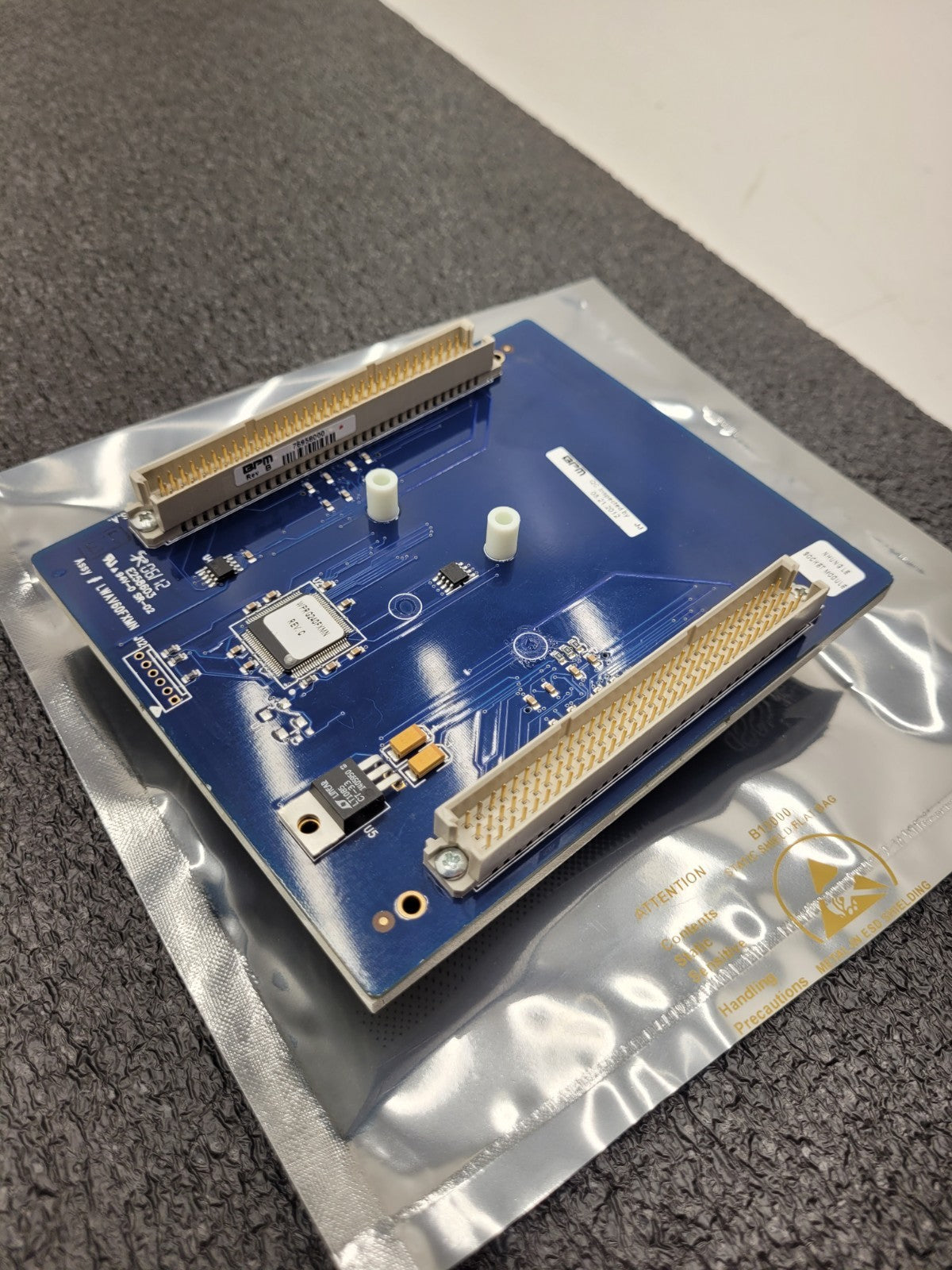 BP Microsystems  Socket Card SM16SD WX4ASM16SD Programmer Adapter 16 Pin SOIC