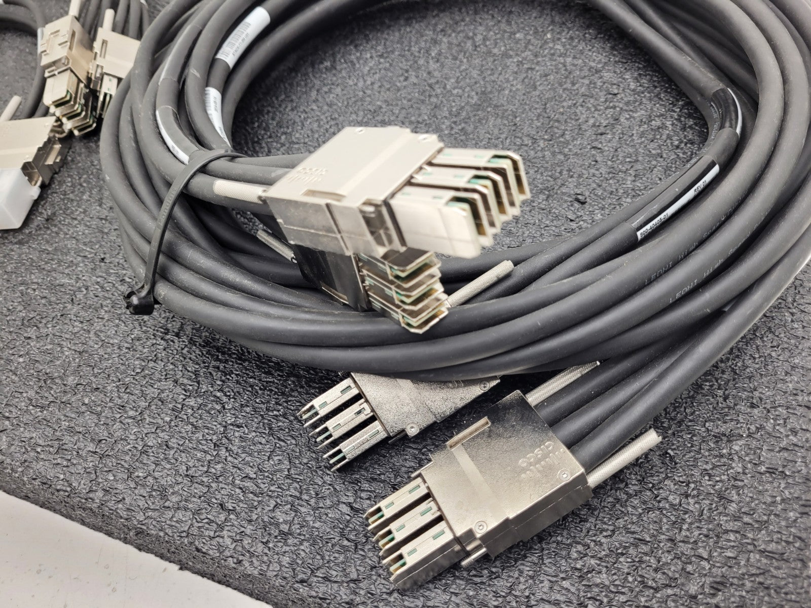 Lot of 5x Cisco Stacking Cable 2x STACK-T1-3M 3x STACK-T1-50CM