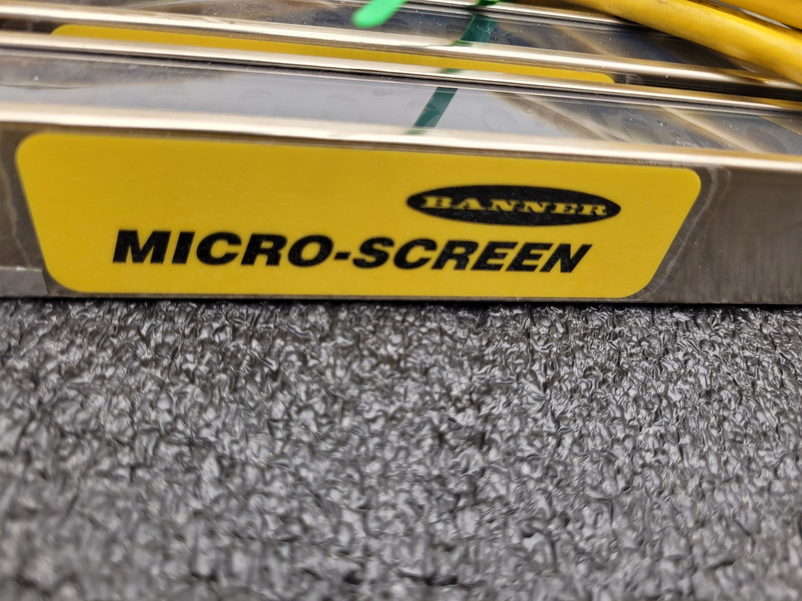 Lot 3x Banner USE2012NP2 & USR2012NP2 MICRO-SCREEN ESD  20" Light Curtain Screen