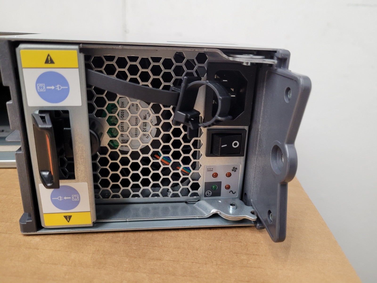 HP SureStor G3 2U12 AC PSU PLATINUM SAS Storage Array SP-3212-E12 3.5" HDD JBOD