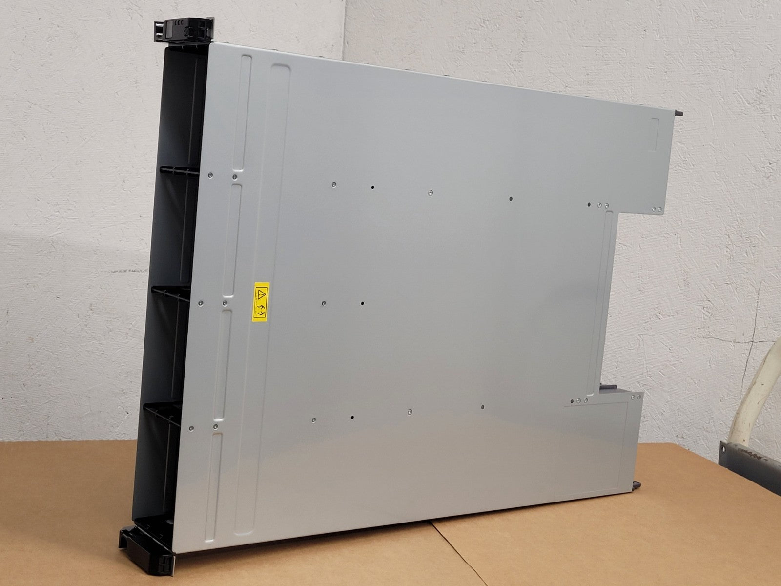 HP SureStor G3 2U12 AC PSU PLATINUM SAS Storage Array SP-3212-E12 3.5" HDD JBOD