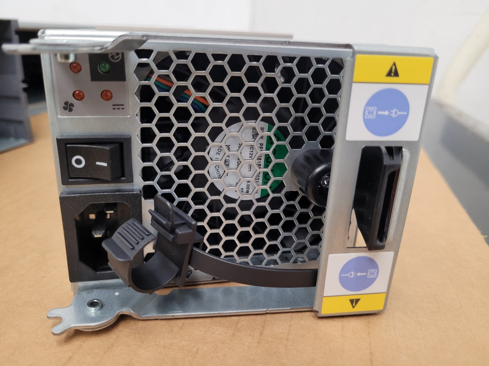 HP SureStor G3 2U12 AC PSU PLATINUM SAS Storage Array SP-3212-E12 3.5" HDD JBOD