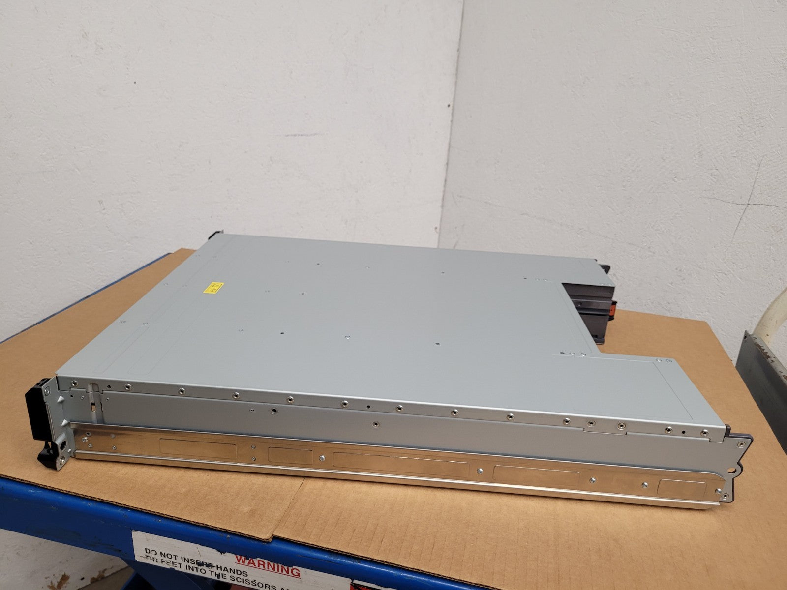 HP SureStor G3 2U12 AC PSU PLATINUM SAS Storage Array SP-3212-E12 3.5" HDD JBOD