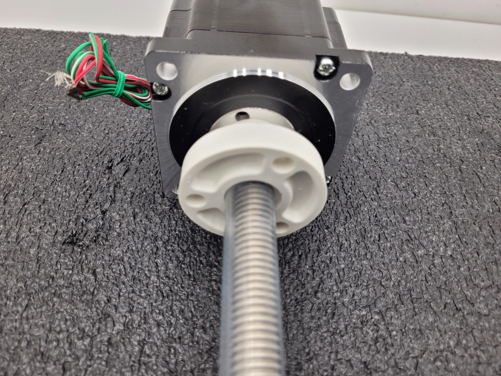 NEW Haydon Ametek  E87H43-05-A28 Lead Screw Stepper Motor Actuator NEMA34 18"L