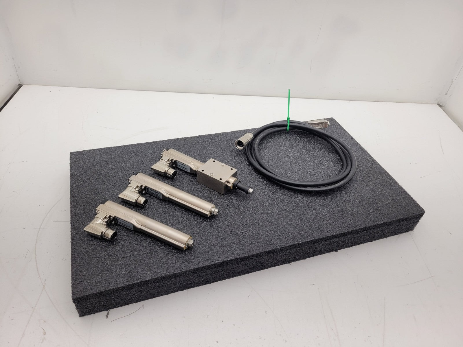 Lot of 3 LinMot Stator + Rod  One Cable PS01-23x80-R / 0150-1233 Linear Actuator