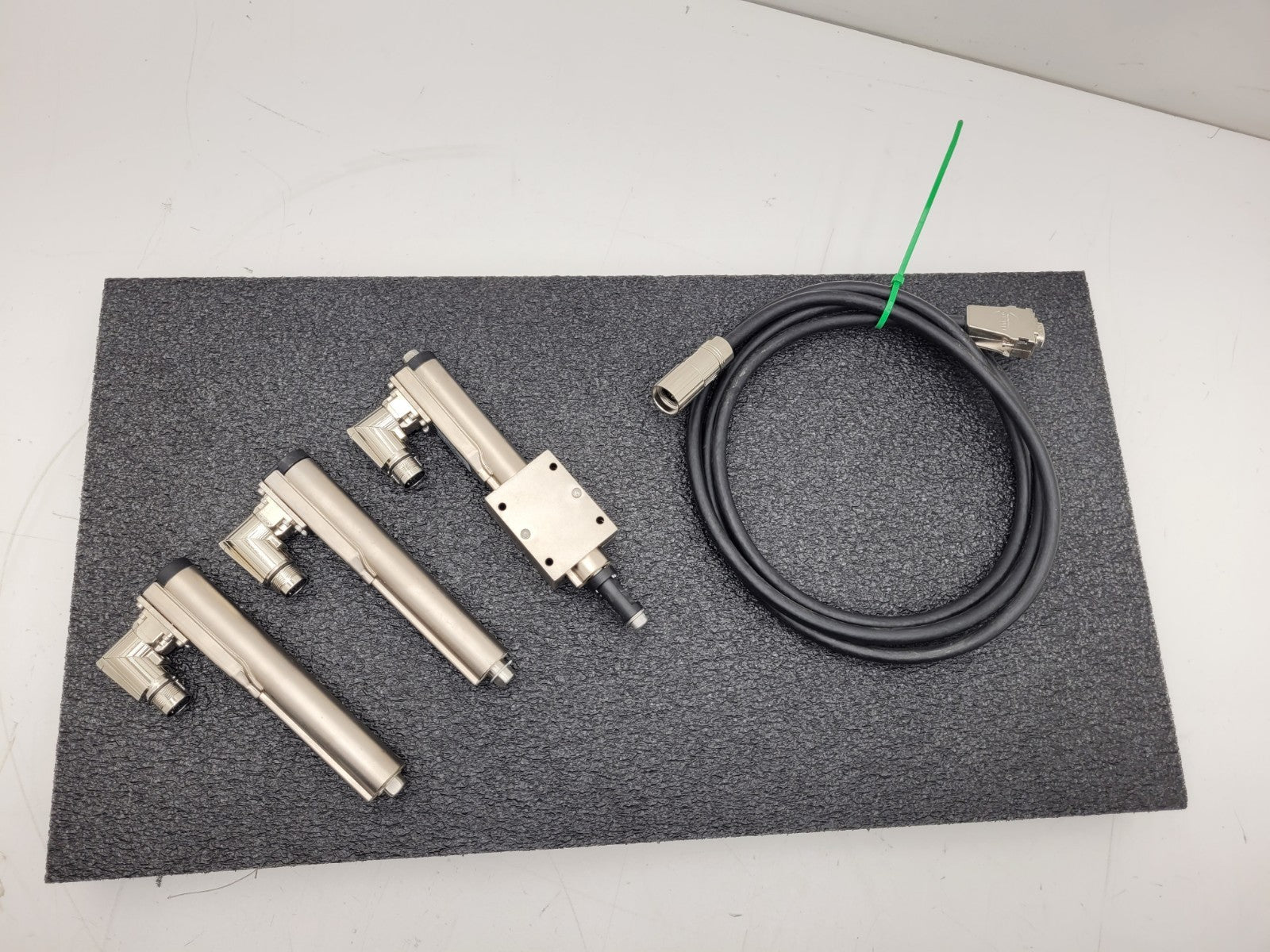 Lot of 3 LinMot Stator + Rod  One Cable PS01-23x80-R / 0150-1233 Linear Actuator